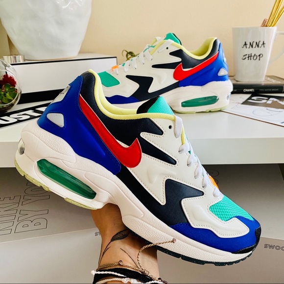 Nike Shoes - NWT Nike Air Max 2 light